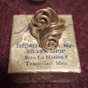 Taxco Mexican 925 STERLING Silver Spiral Ring. Size 7.
